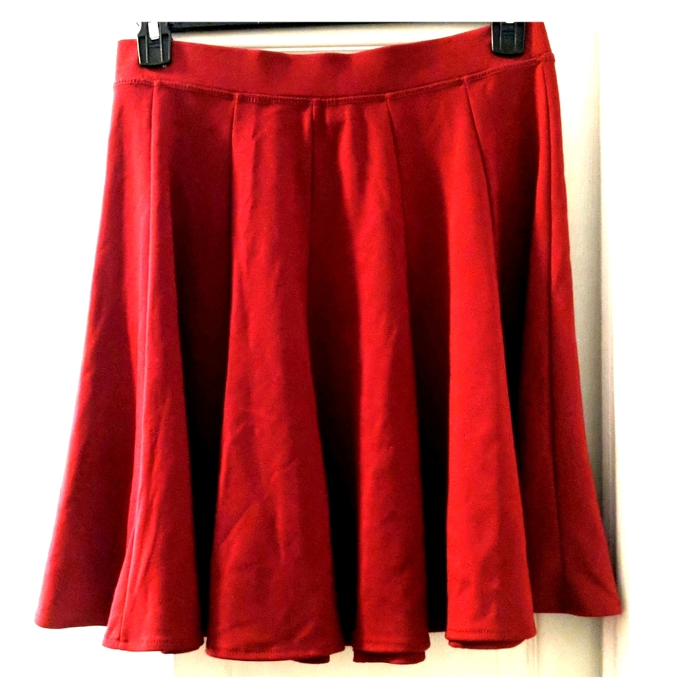 Red knee length skirt - Grace Elements